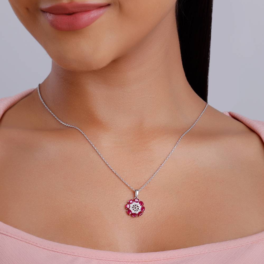 925 Silver Stunning Floret Pendant With Link Chain : PD02892