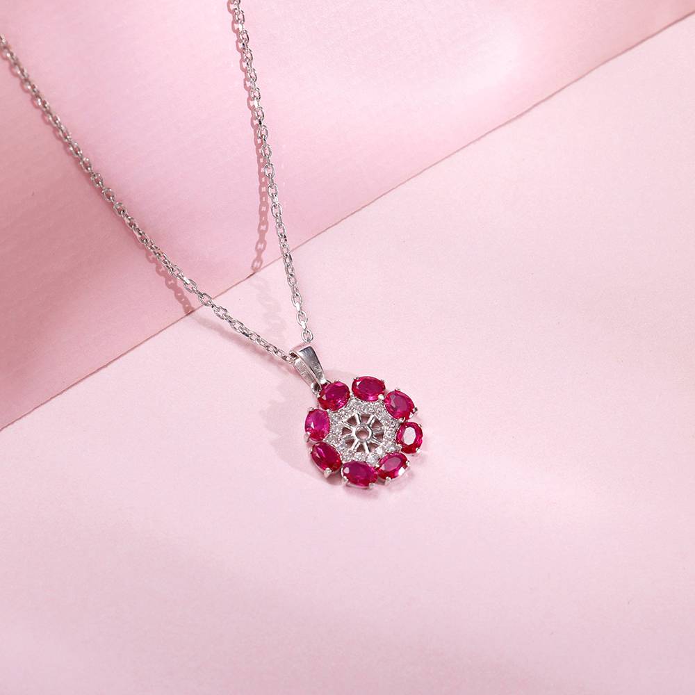 925 Silver Stunning Floret Pendant With Link Chain : PD02892