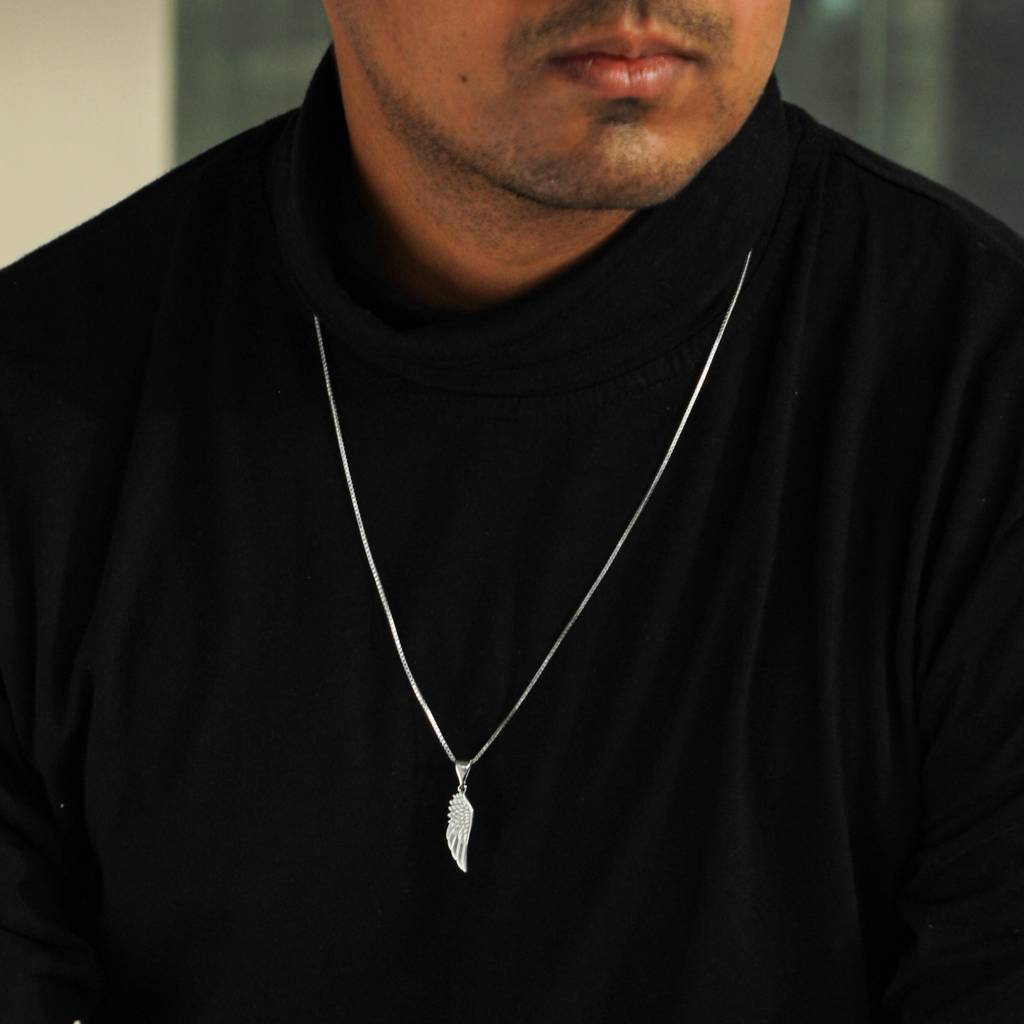 Silver Bold Wing Pendant With Box Chain For Him : PD0391