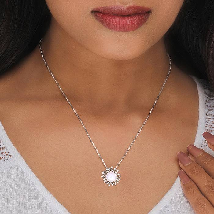 Silver Dahlia Pearl Pendant With Link Chain : PD0799