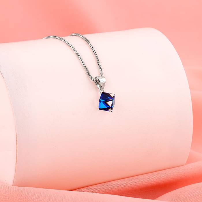 Silver Mystic Prism Pendant With Box Chain : PD086