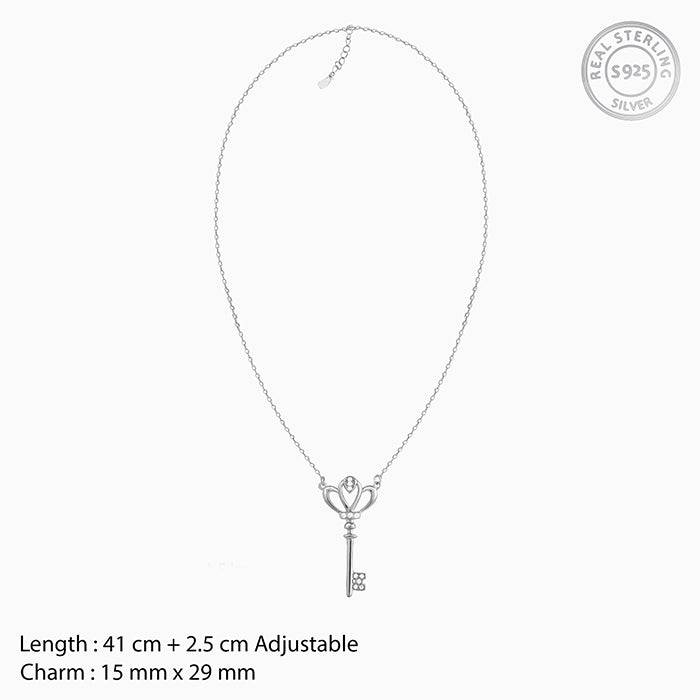 Silver Regal Key Necklace : PD0884
