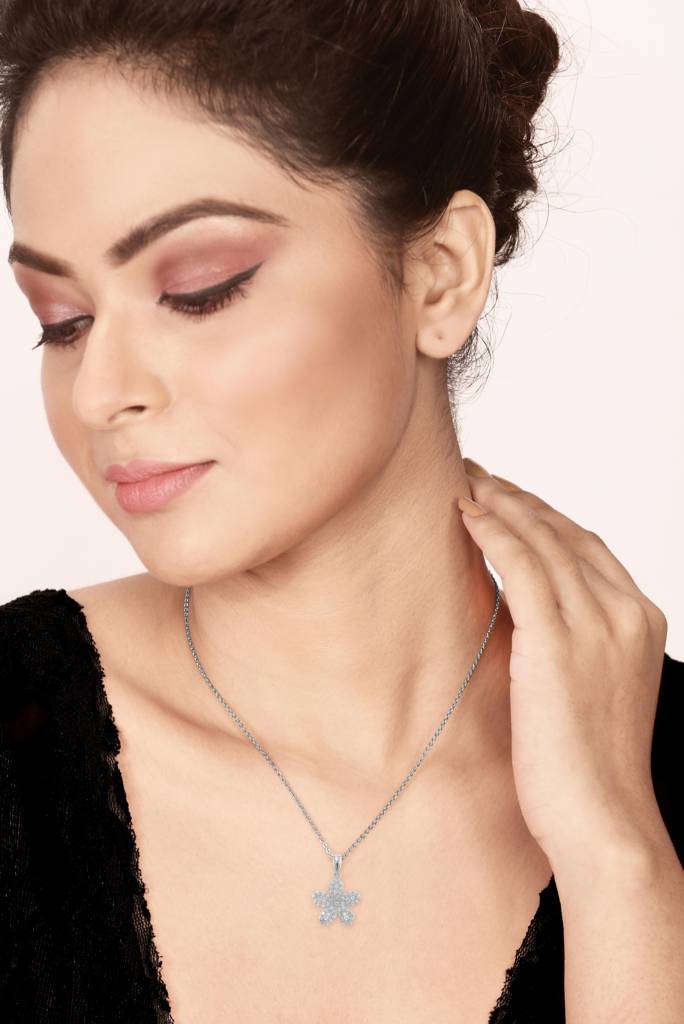 Silberry 925 Sterling Silver Floweret Pendant With Chain : PDCH145