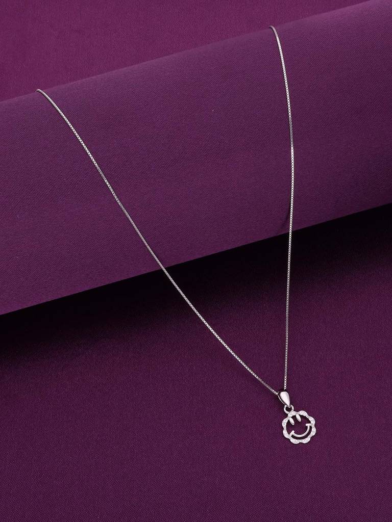 Sterling Silver Smilie Face Silver Pendant With Chain : PDCS87-S-NA
