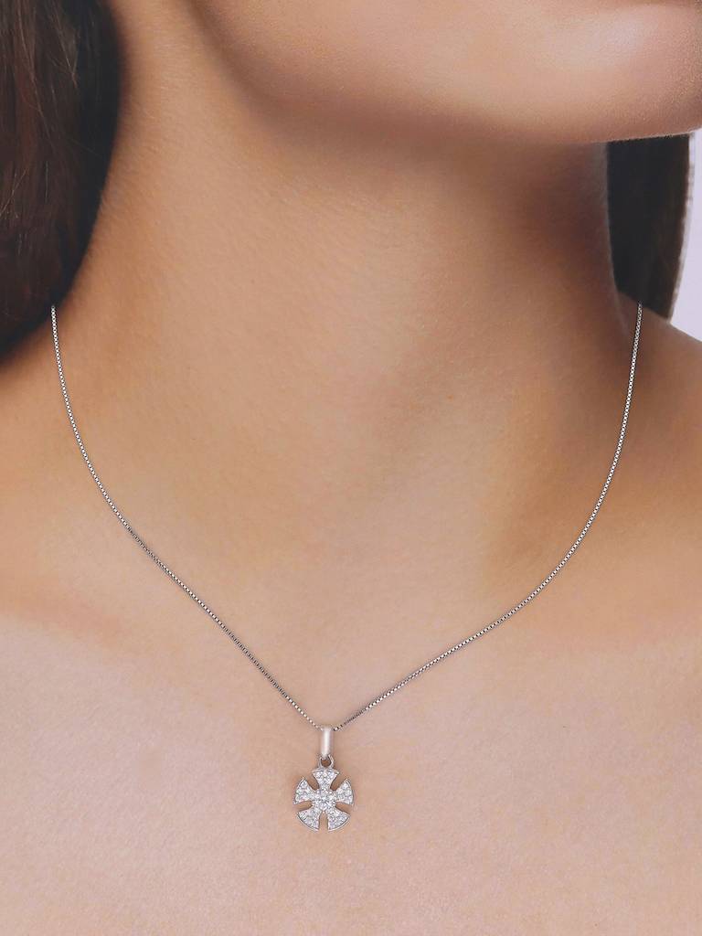 Sterling Silver Zircon Studded Pendant With Chain : PDCS90-S-NA