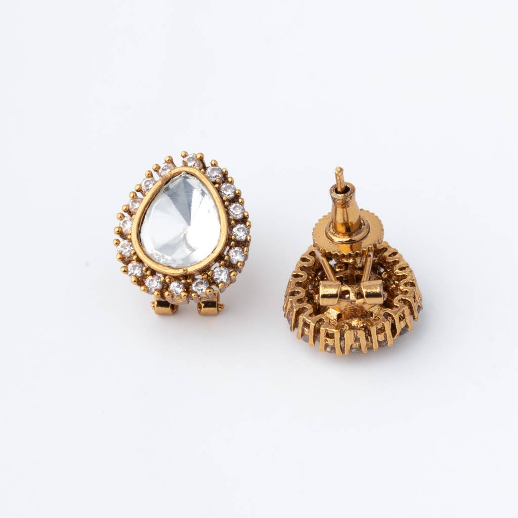 White Finished Zircon Necklace Set. : VN349