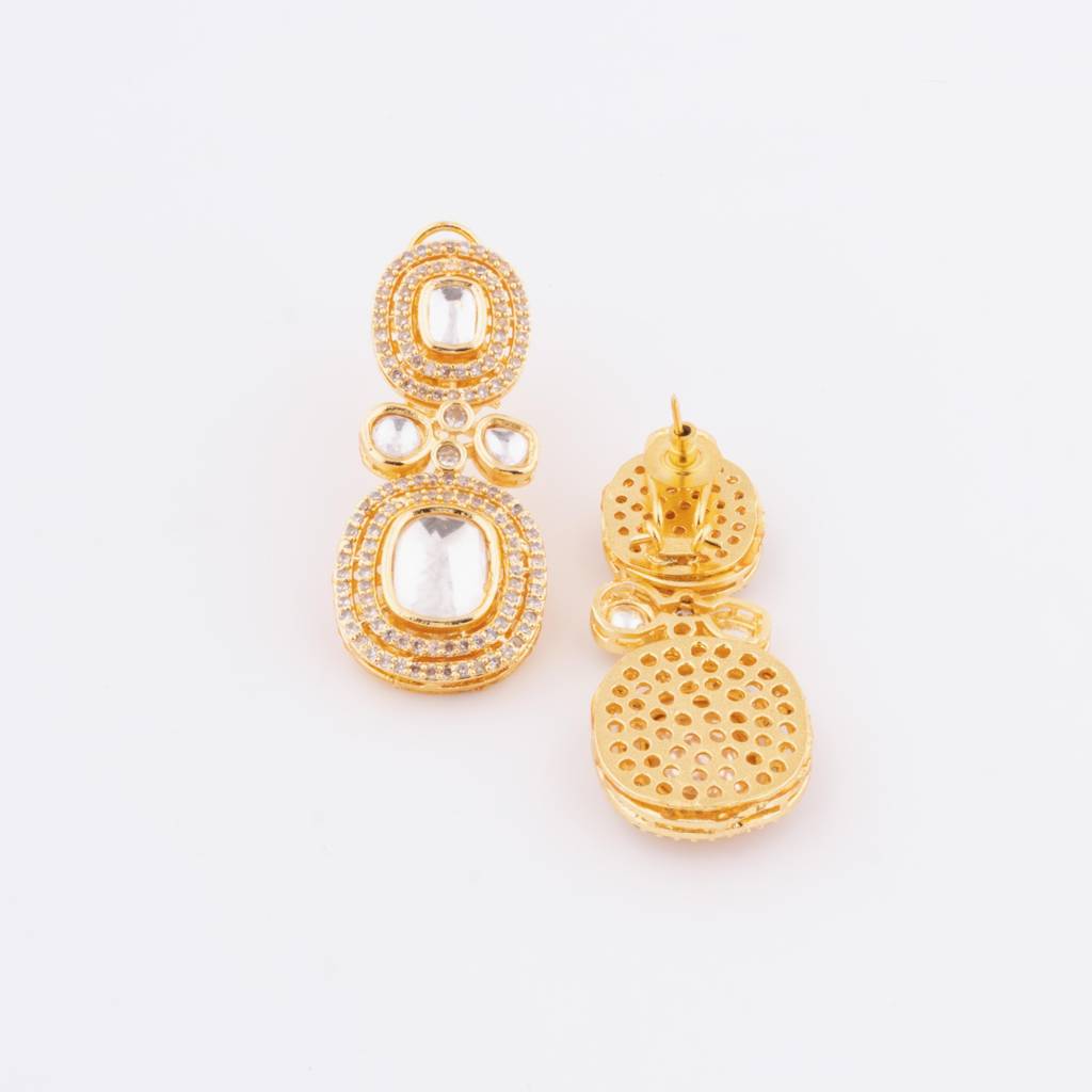 White-Finished Zircon Necklace. : VN103
