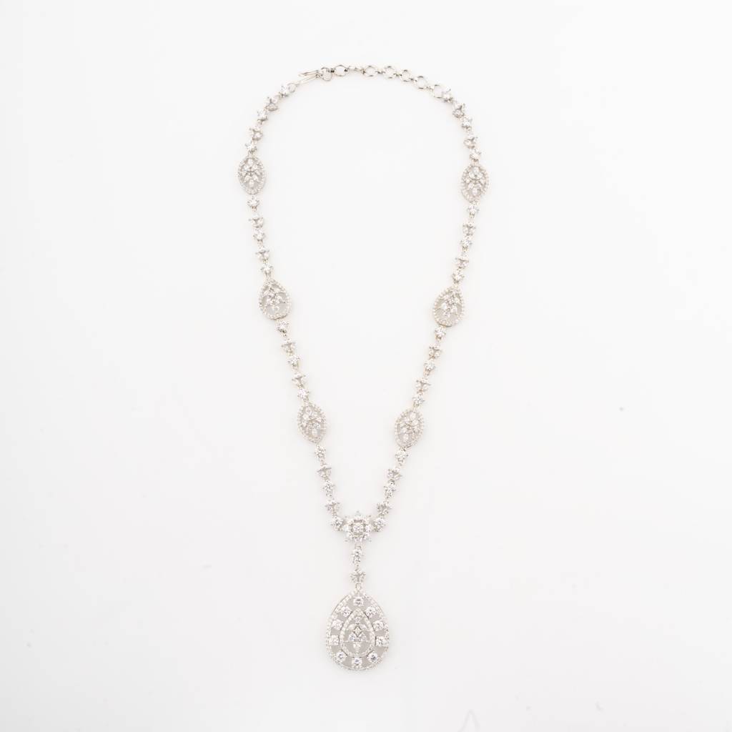 White-Finished Zircon Necklace Set - Silver : VN086