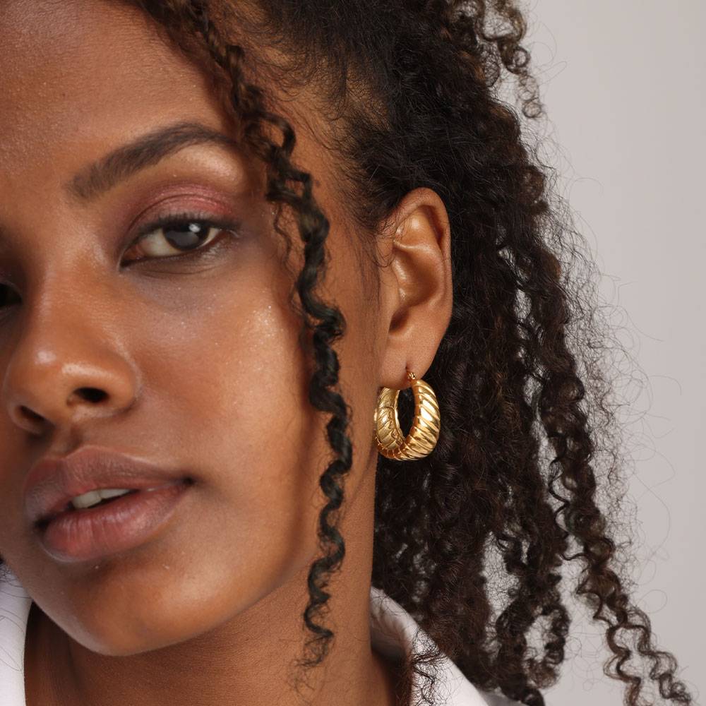 Circle Helical Hoop Earrings : PM-EARRINGS-038