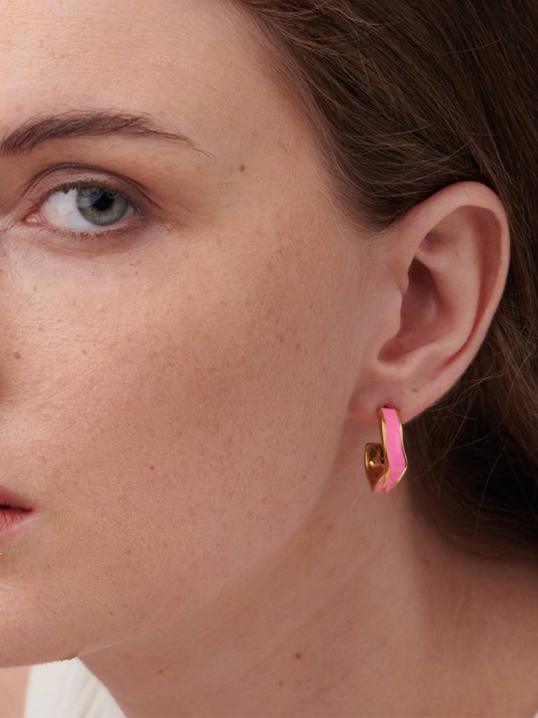 Gold-Plated Pink Crescent Shaped Studs Earrings : PM-EARRINGS-068