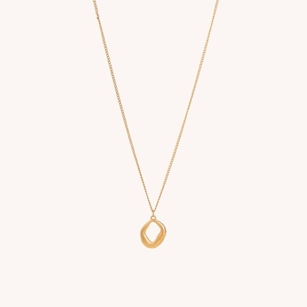 Wobbly Square Necklace : PM-NECKLACE-066