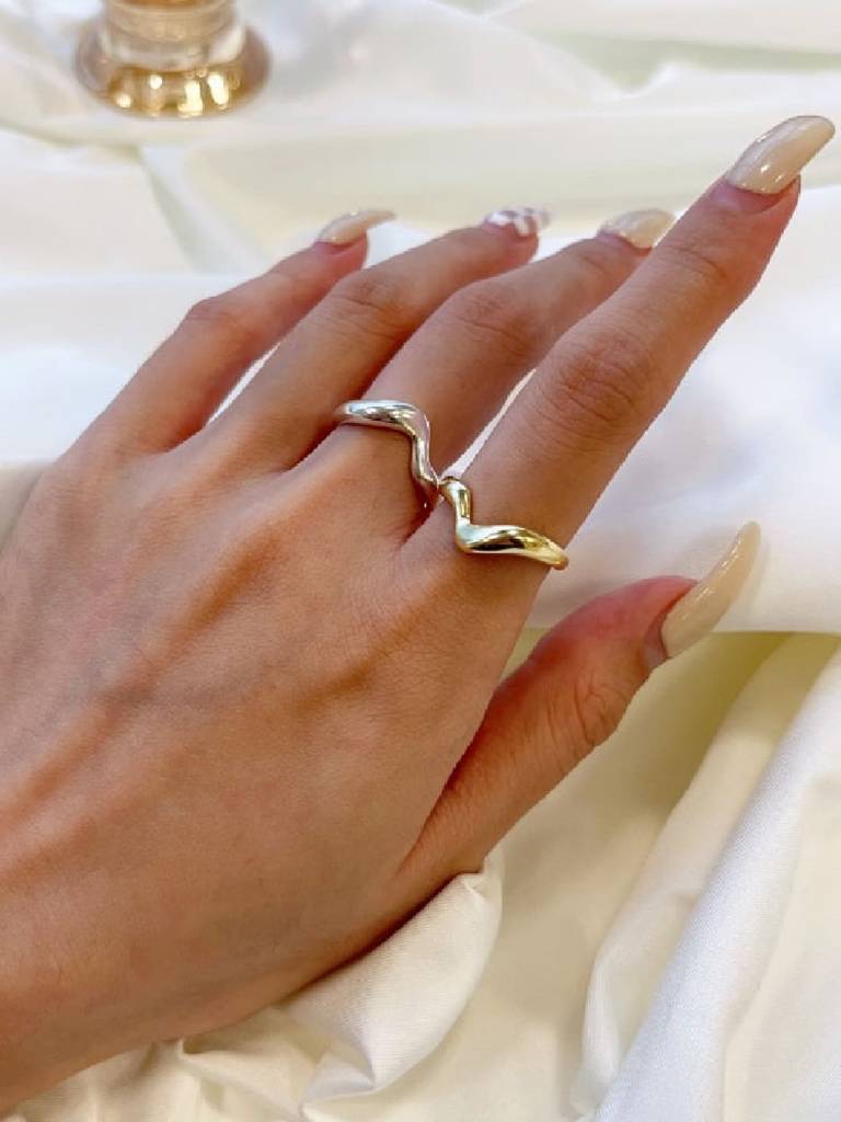 925 Sterling Silver 18K Gold-Plated Knotted Finger Ring : PM-RING-009