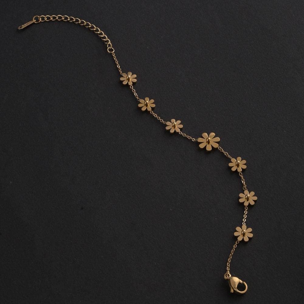 Floral Finesse Anklet : PMW01AN007