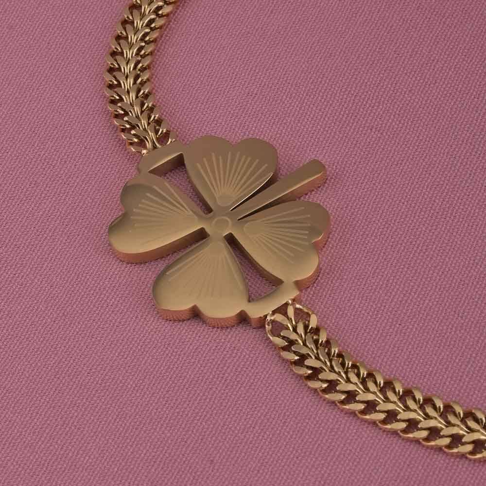 Gold Clover Bracelet : PMW01BR018