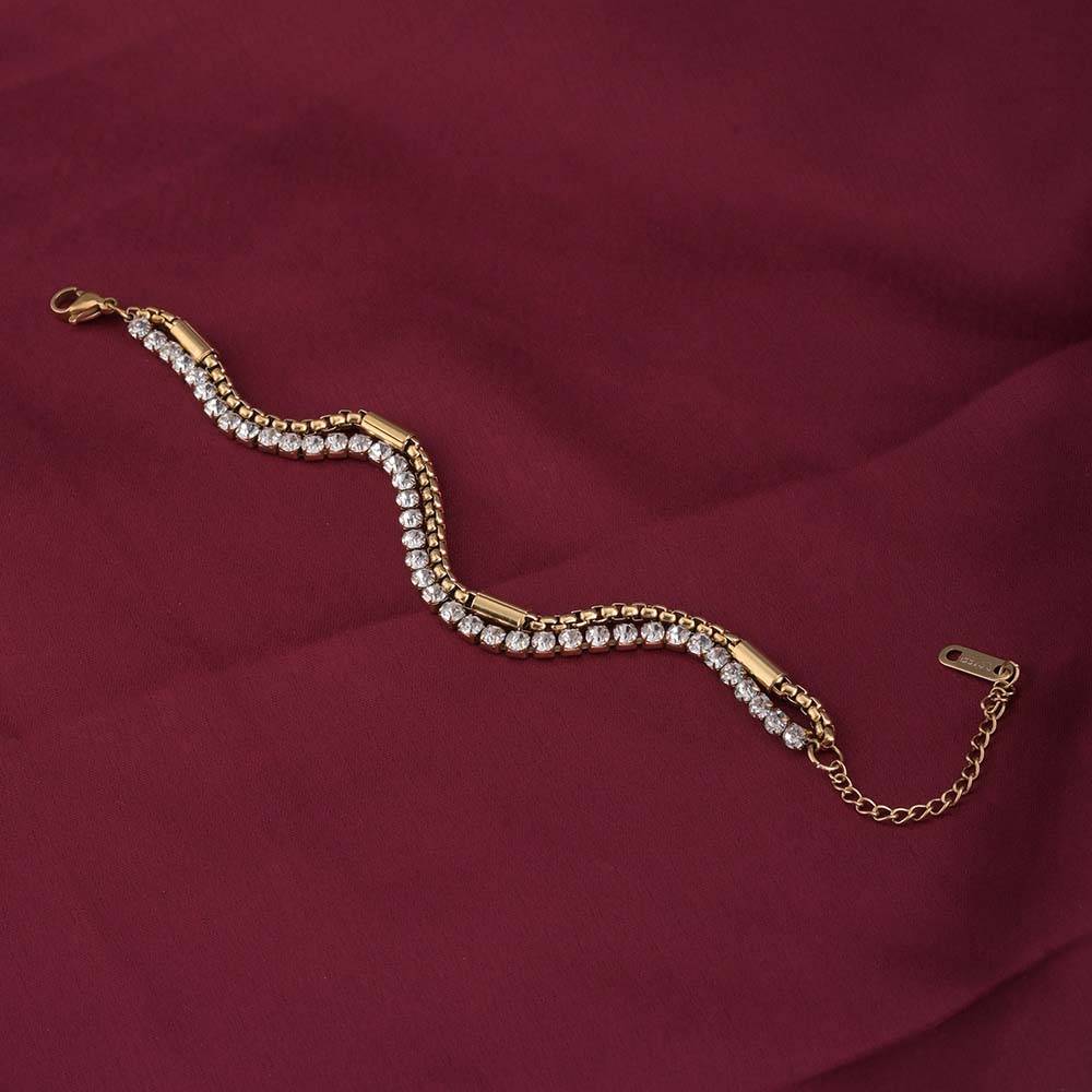 Gloden Glamour Double Layered Bracelet : PMW01BR021
