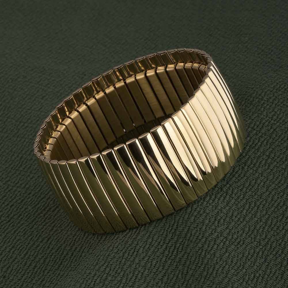 Sleek Golden Mesh Bracelet : PMW01BR024
