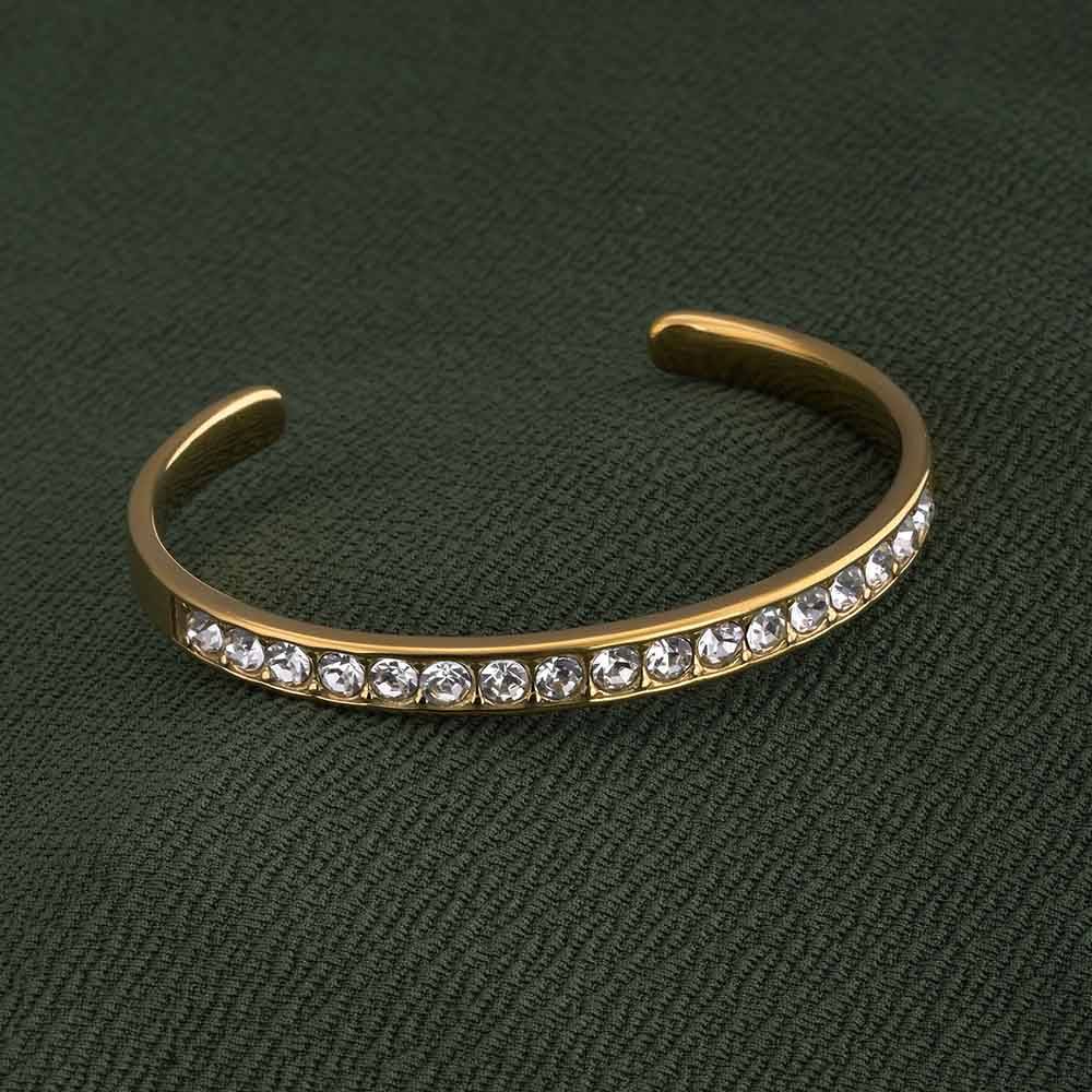 Elegant Zirconia Studded Gold Bracelet : PMW01BR036