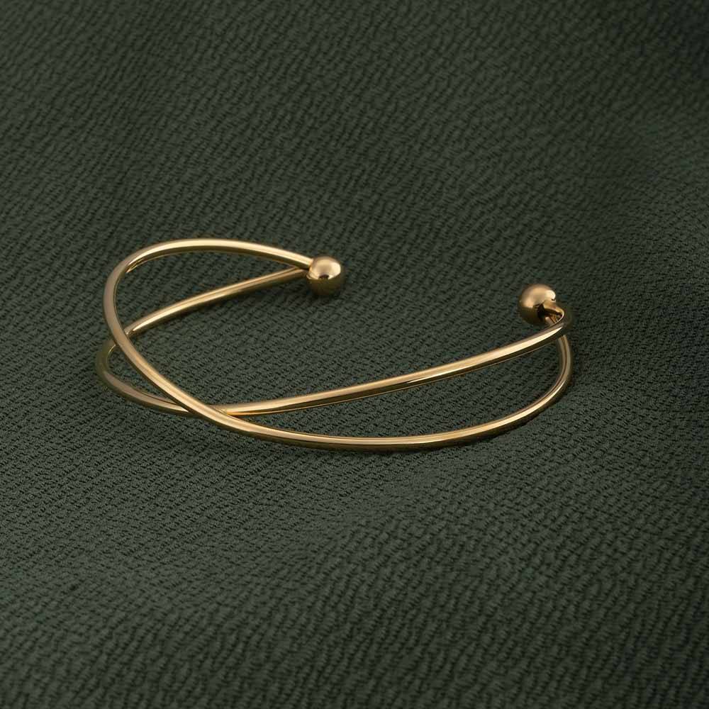 Golden Crossover Kada Bracelet : PMW01BR037