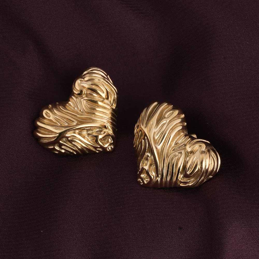 Chunky Molten Heart Earrings For Womens Waterproof & Anti-Tarnish : PMW01ER002