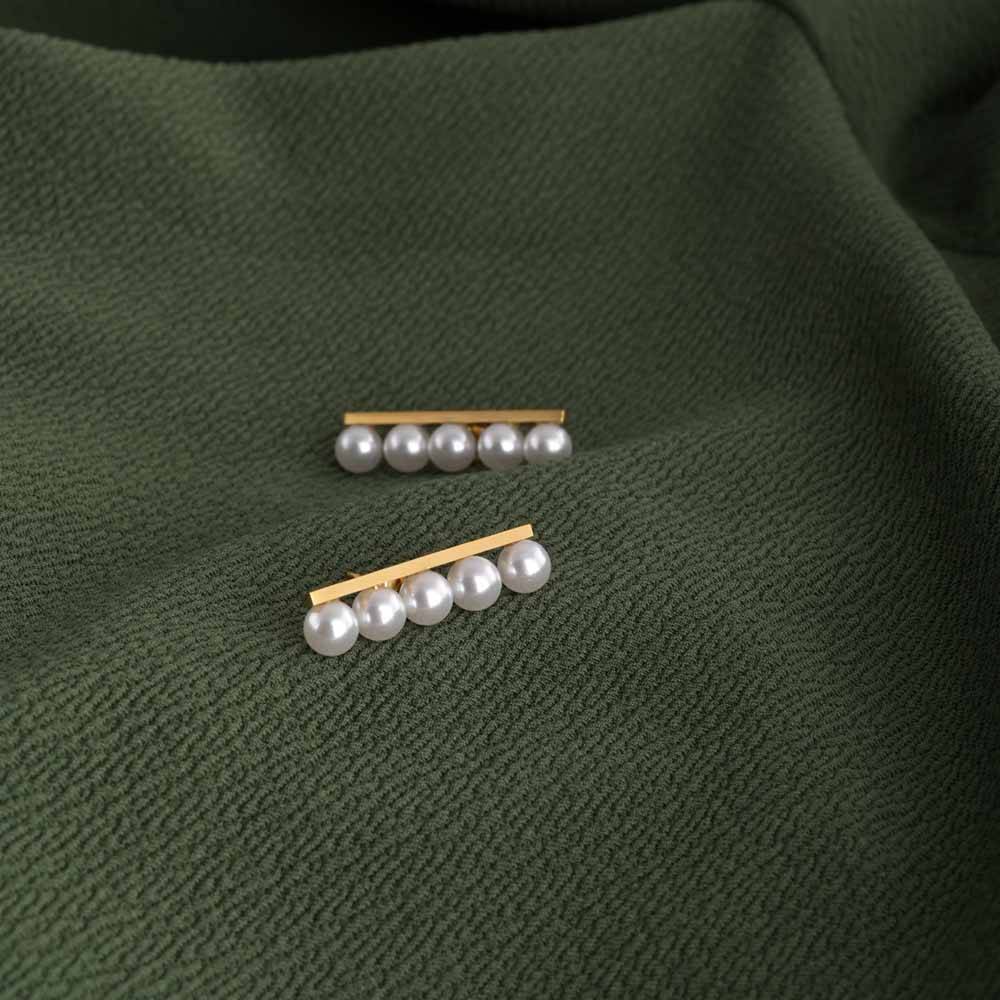 Linear Pearl Earrings : PMW01ER037