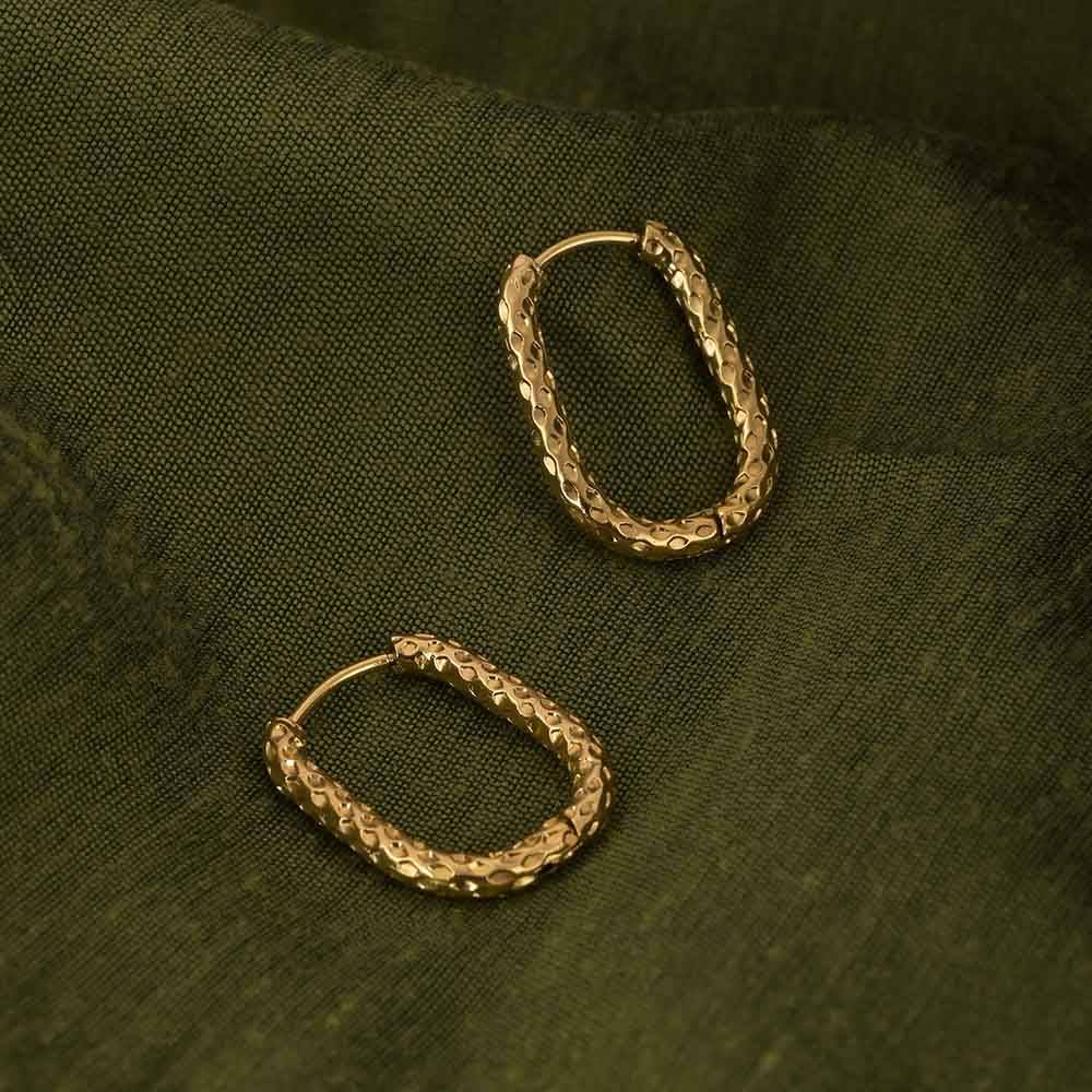 Textured U Hoops : PMW01ER048