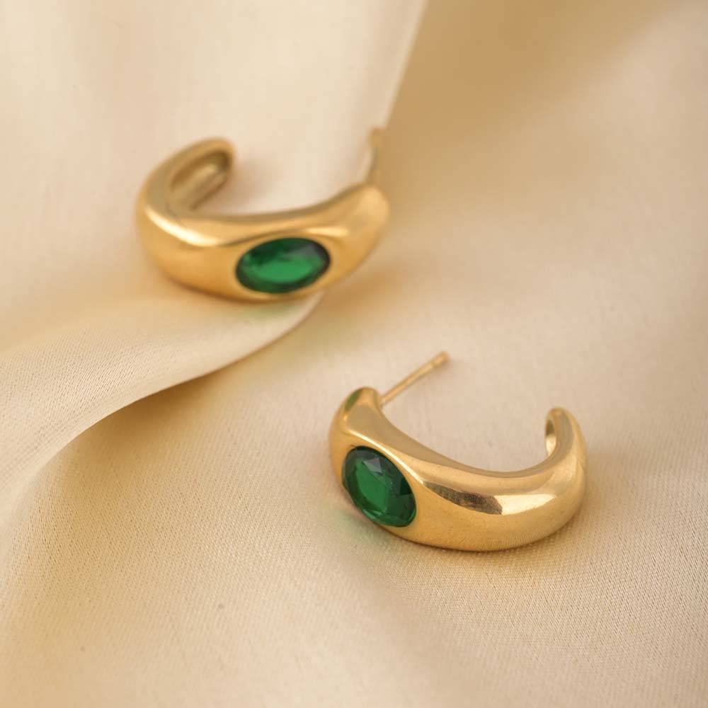 Crescent Greenstone Earrings : PMW01ER085