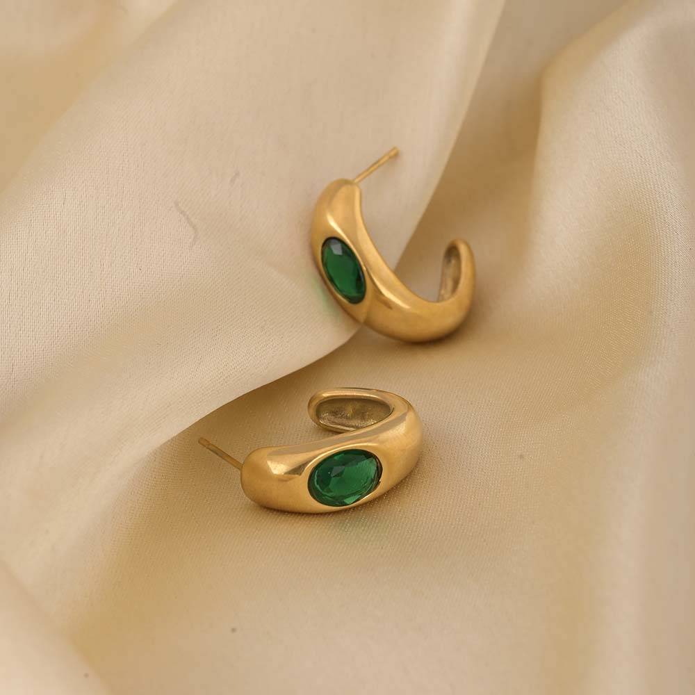 Crescent Greenstone Earrings : PMW01ER085