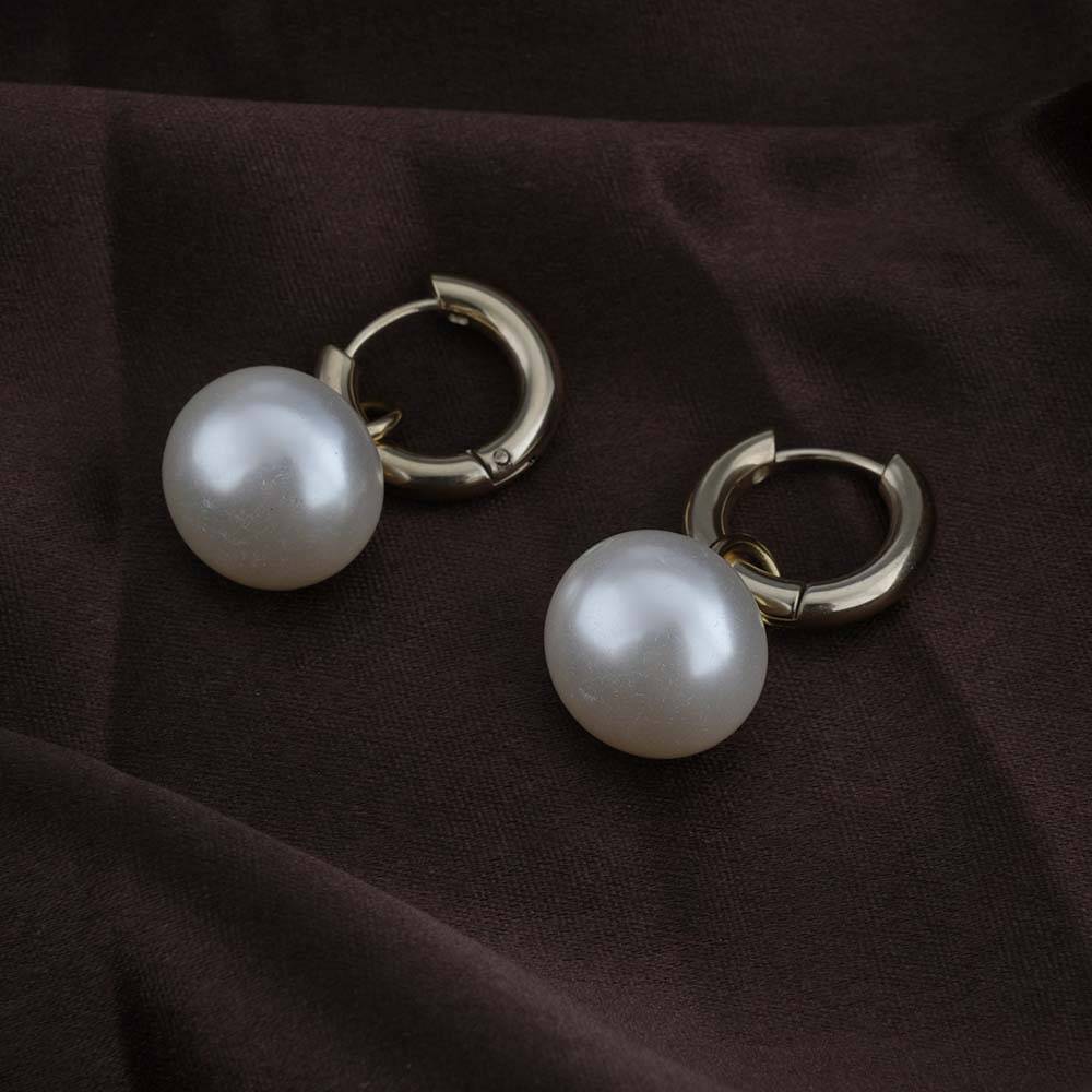 Drop Pearl Hoop Earrings : PMW01ER141