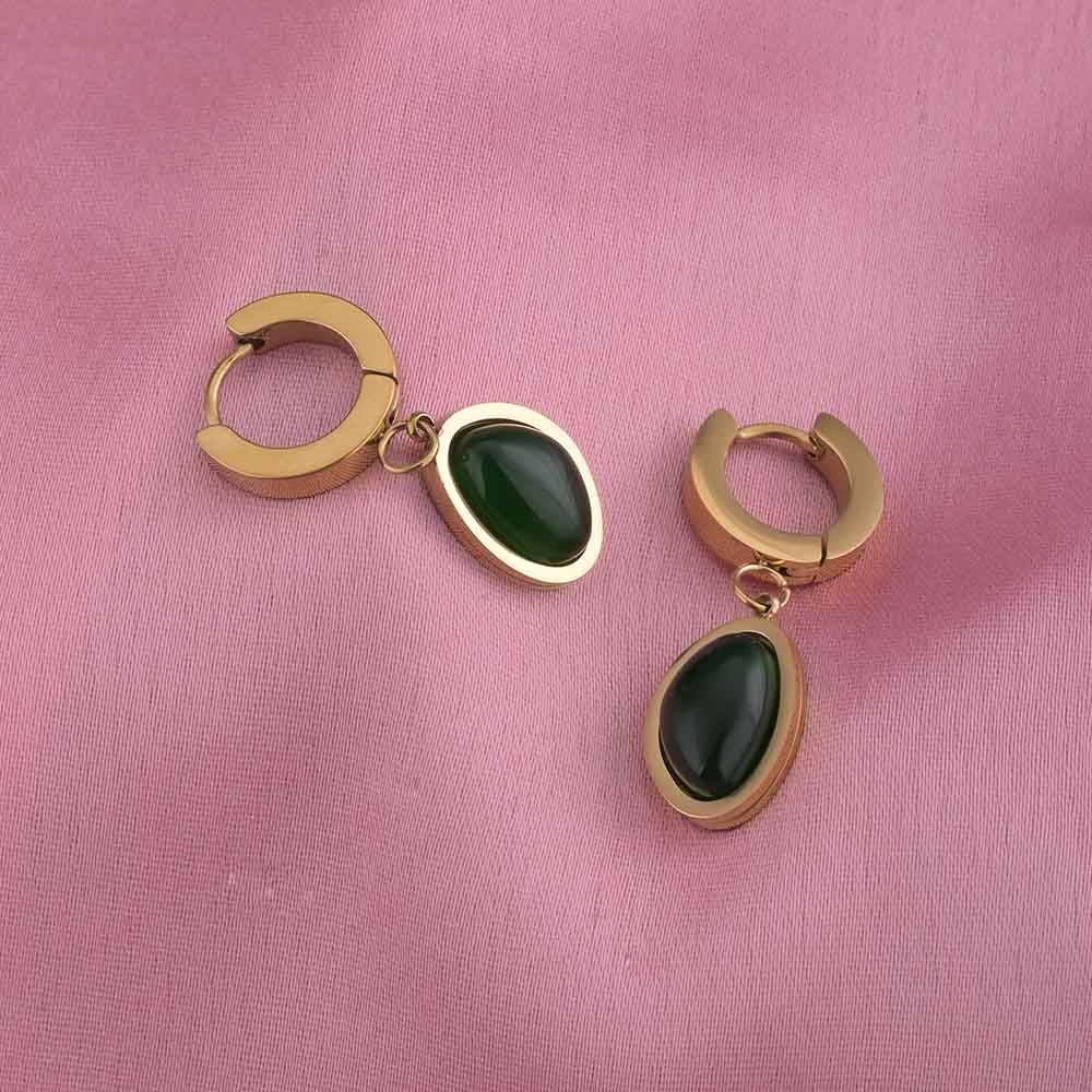 Nature'S Charm Green Hoop Earrings : PMW01ER143