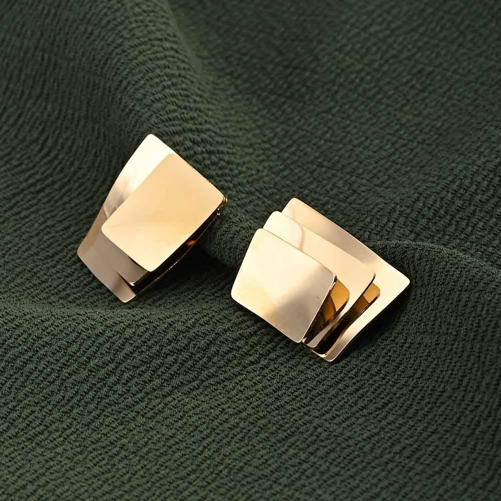 Modern Cubed Stud Earrings : PMW01ER156