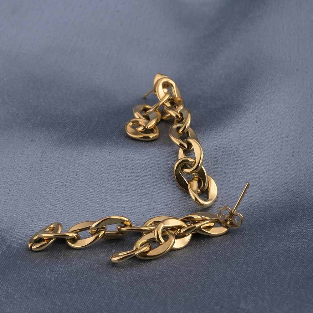 Dangling Gold Chain Drop Earrings : PMW01ER158