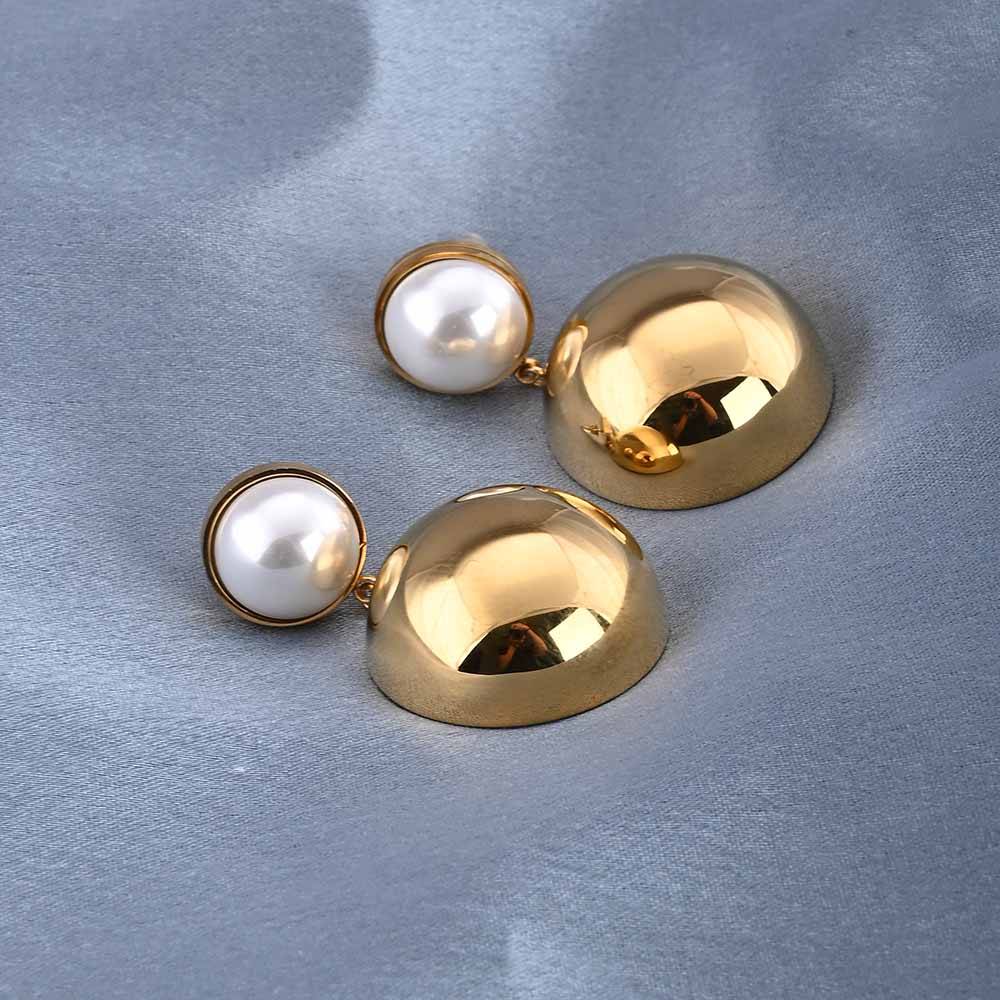 Gold Dome Drop Earrings With Pearl : PMW01ER173