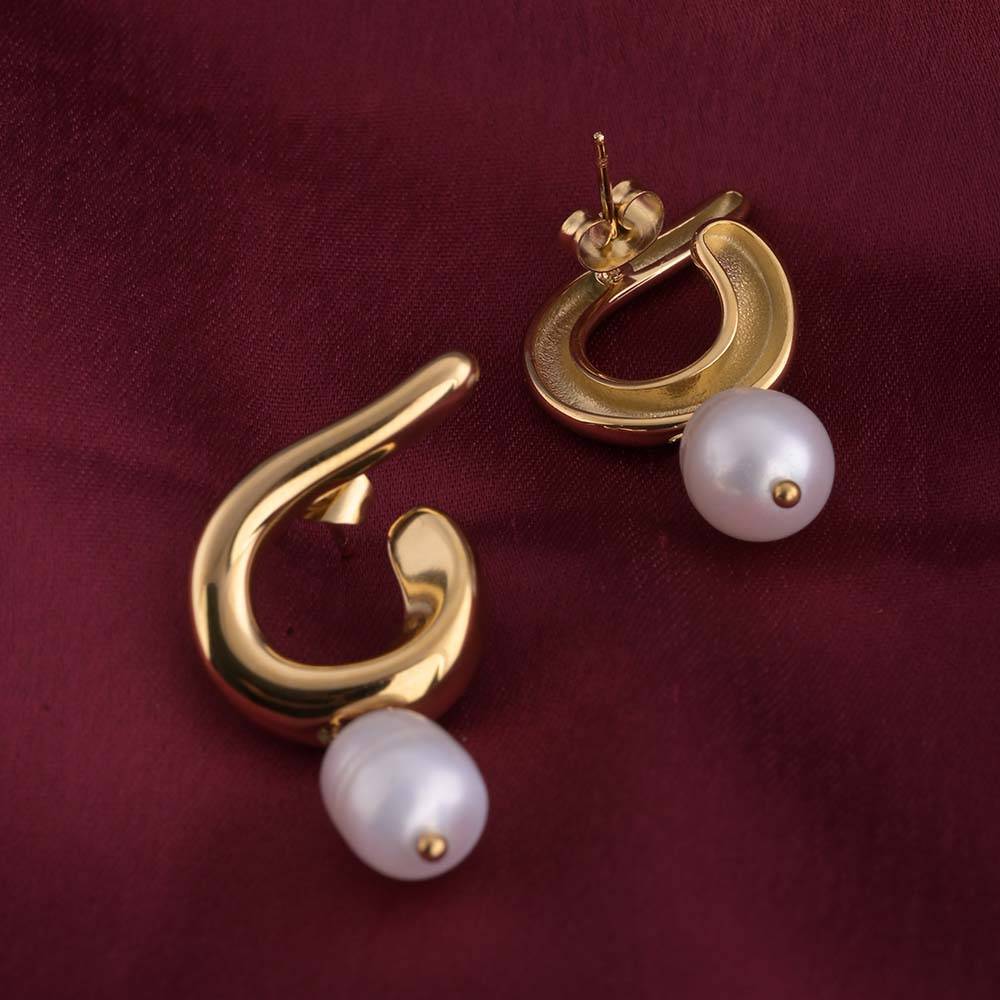 Pearl Rhythm Stud Earrings : PMW01ER214