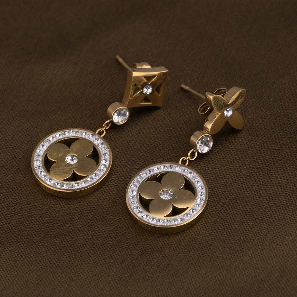 Zircon-Studded Floral Set : PMW01JS007