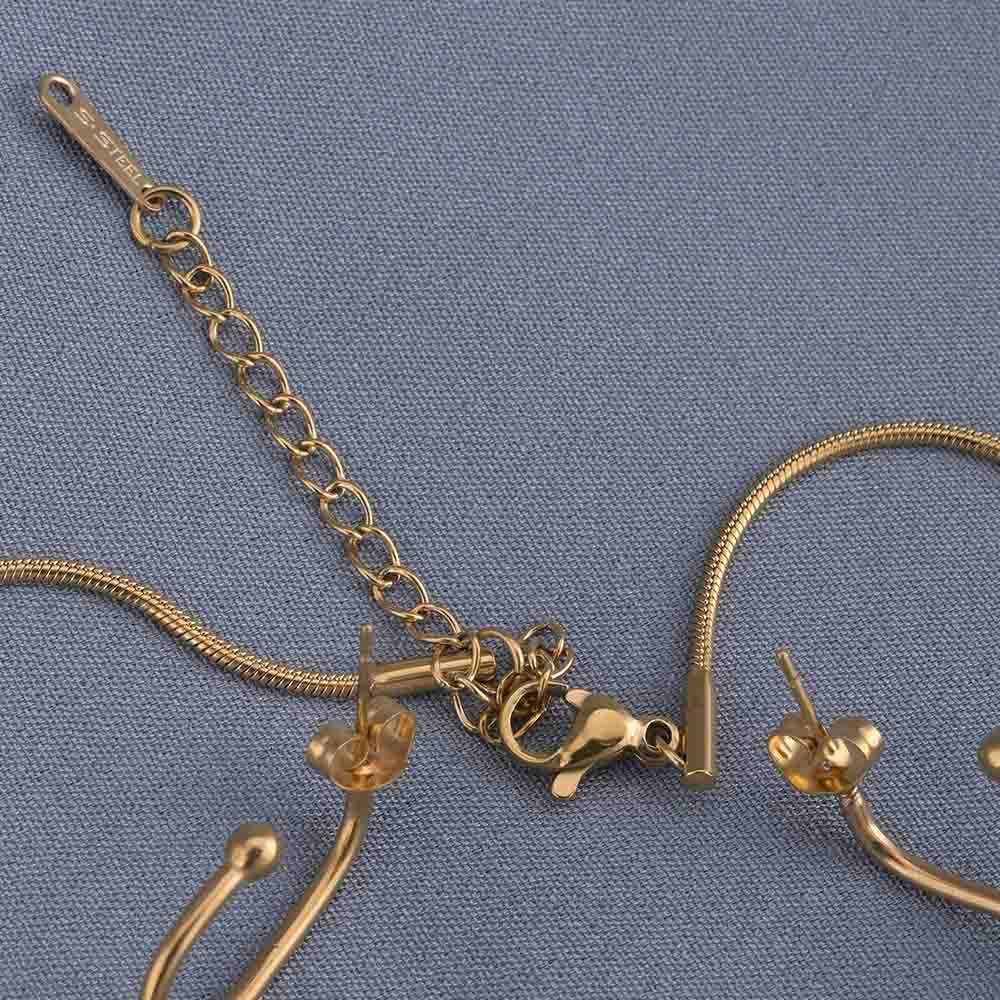 Gold Plaed Pearl Necklace And Earring Set : PMW01JS011