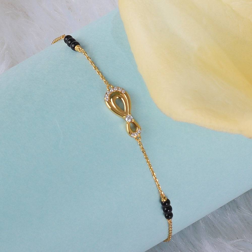 18K Gold-Plated Link Bracelet : PMW01MB006
