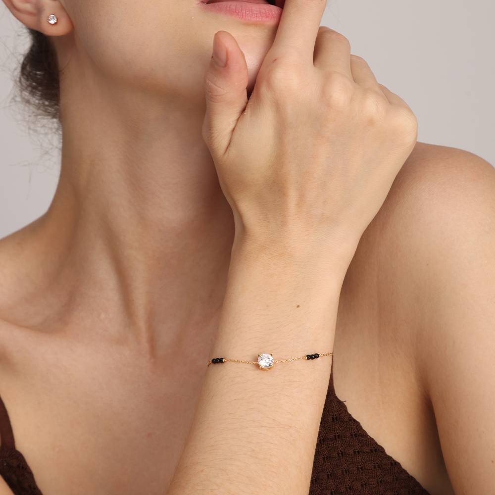 Timeless Gold-Plated Link Bracelet : PMW01MB017