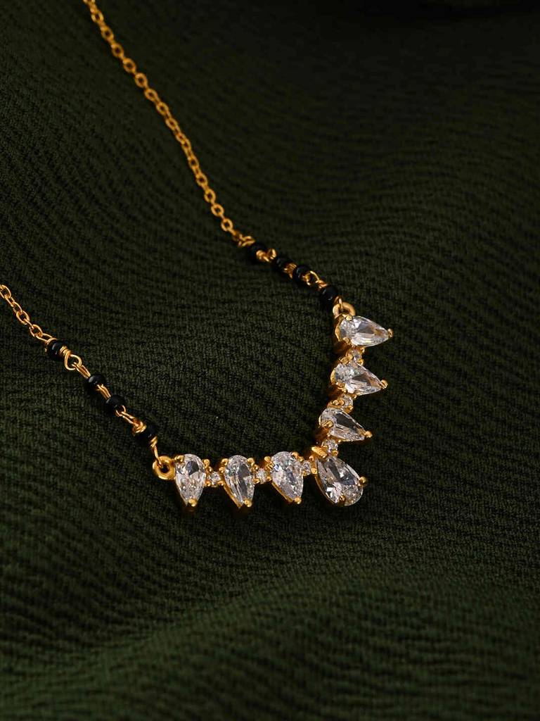 Sparkling Opulence Mangalsutra : PMW01MN003