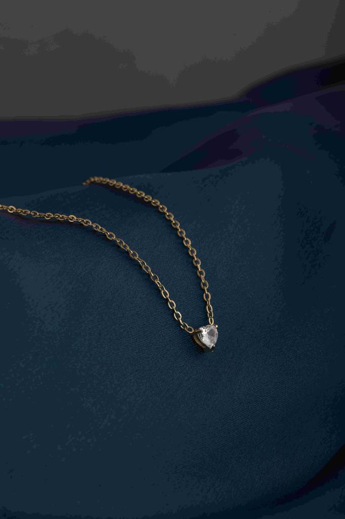 Crystal Adoration Necklace : PMW01NC006