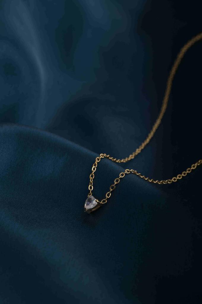 Crystal Adoration Necklace : PMW01NC006