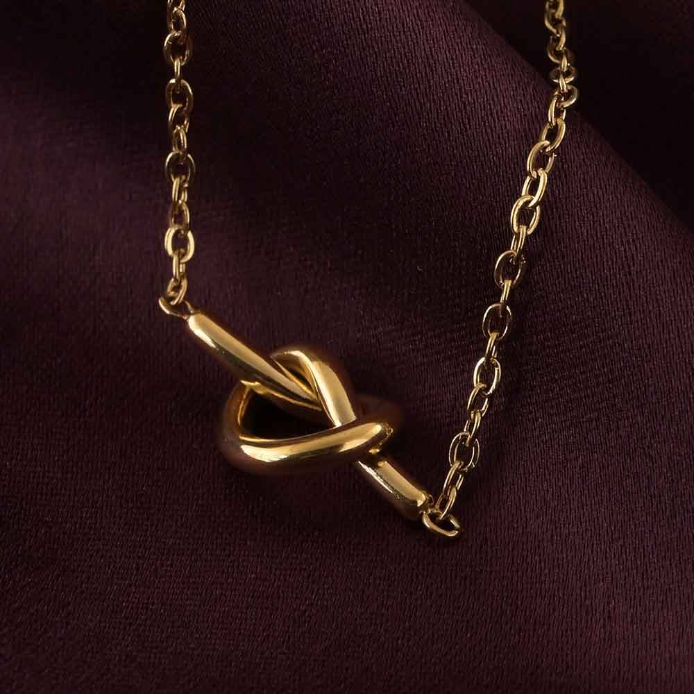 Infinity Knot Necklace : PMW01NC016