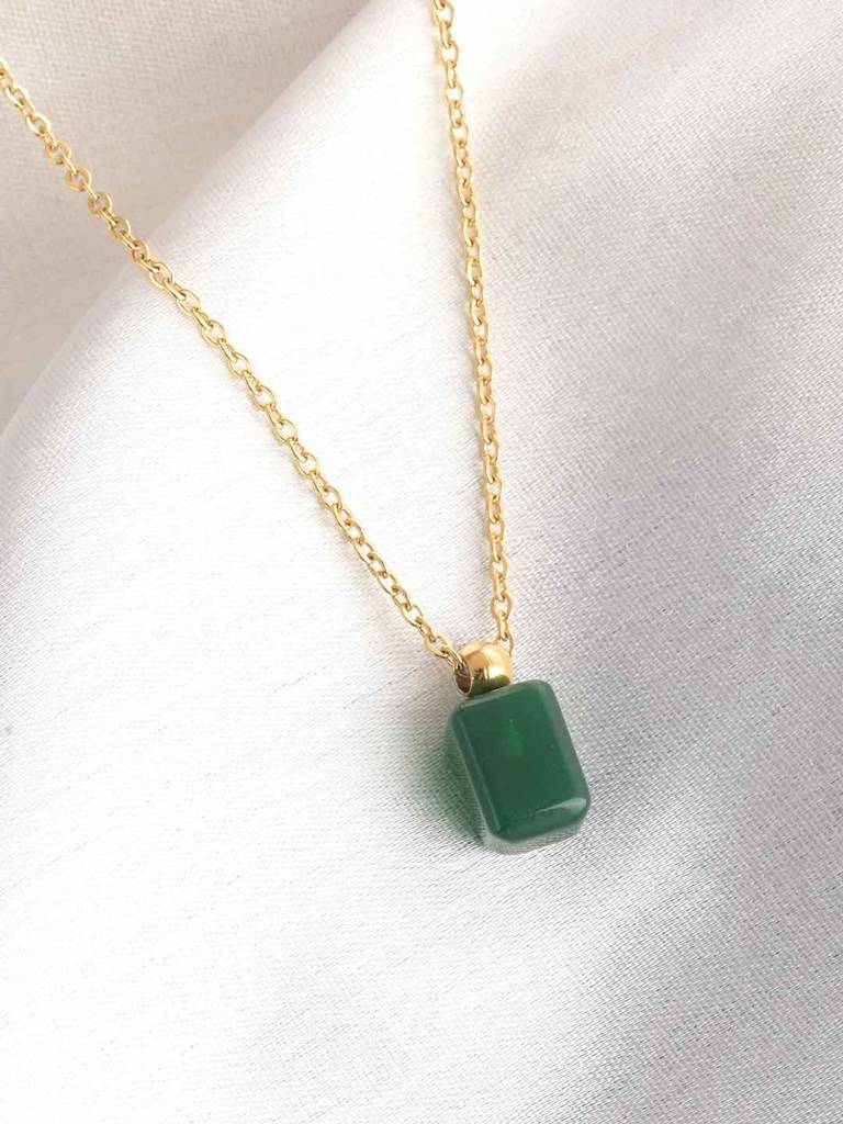 Green Enigma Necklace : PMW01NC028