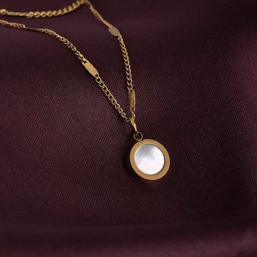 Moonstone Layered Necklace : PMW01NC037