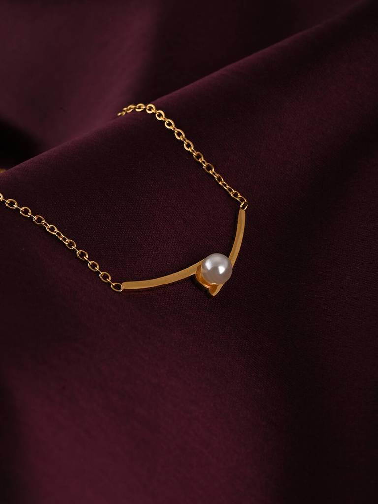 Elegant Pearl Necklace : PMW01NC042