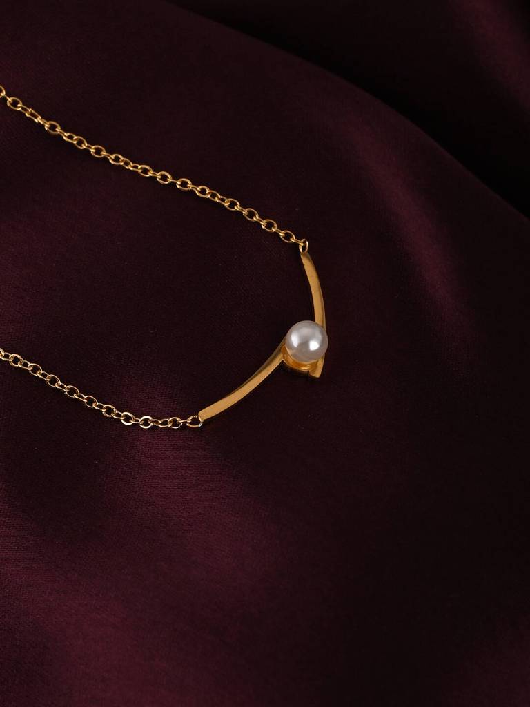 Elegant Pearl Necklace : PMW01NC042