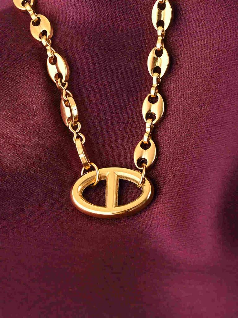 Oval Pendant Necklace : PMW01NC052