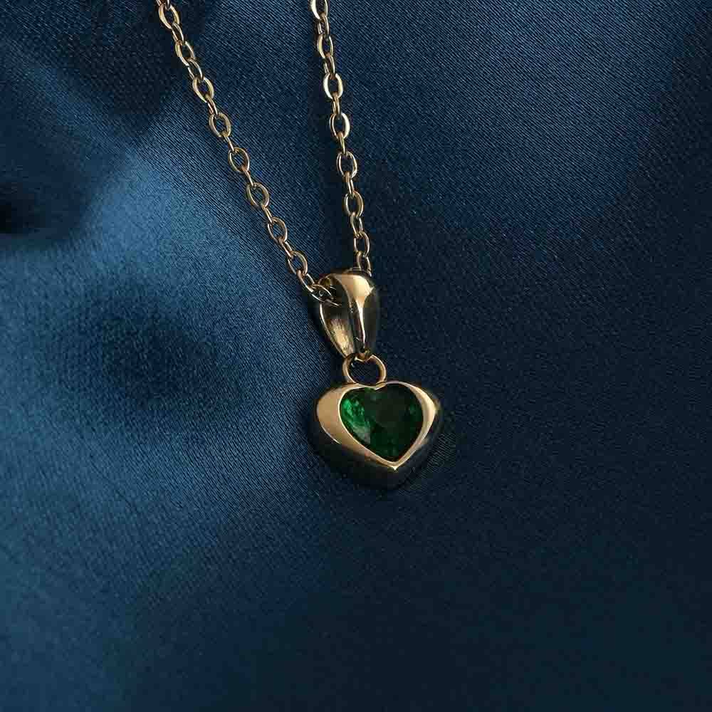 Dainty Emerald Love Necklace : PMW01NC057