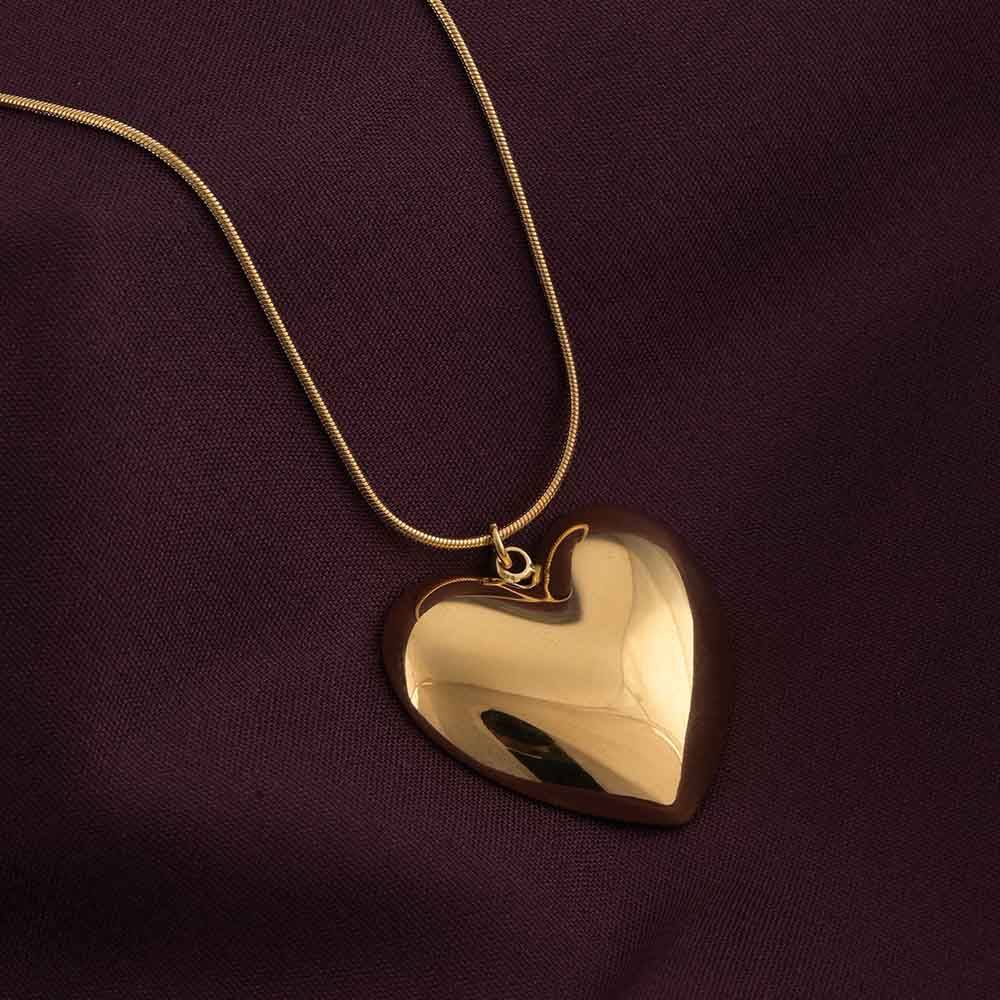 Heart Pendent Gold Chain Necklace : PMW01NC065