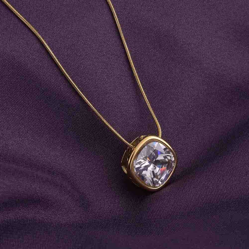 White Stone Simple Necklace : PMW01NC070