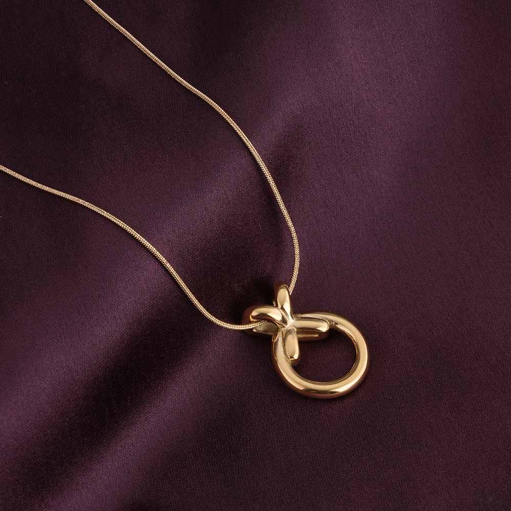 Minimalist Loop Gold Necklace : PMW01NC076